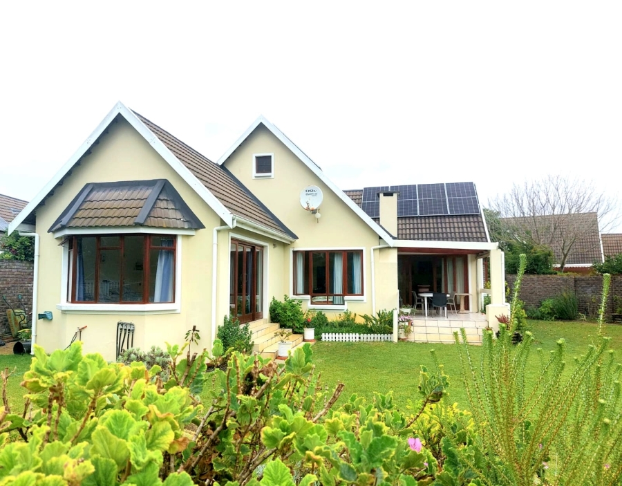 2 Bedroom Property for Sale in Sedgefield Island Village Western Cape